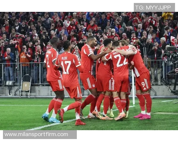 17岁卡尔双响助拜仁4-0领先萨尔茨堡迪亚斯精彩助攻展现实力