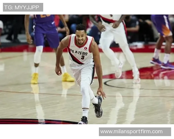 克洛尼首节火力全开7投5中轻松砍下14分1篮板1助攻表现惊艳