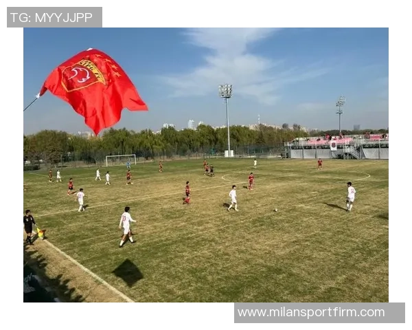 上海海港U17在青少年精英联赛第二阶段取得第四名成绩展现出色表现