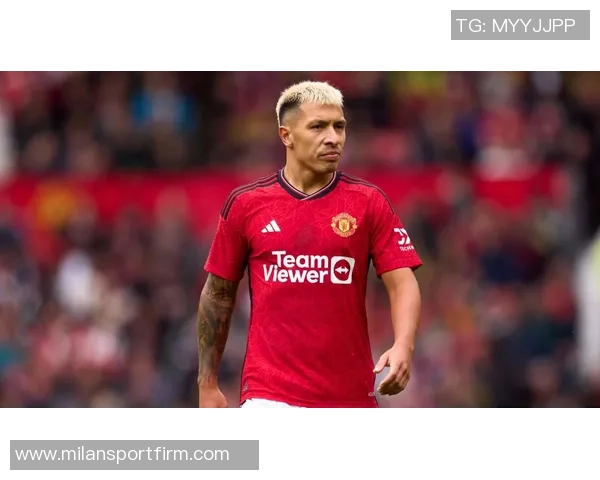 曼联因今夏贷款引援净债务首次突破十亿美元大关