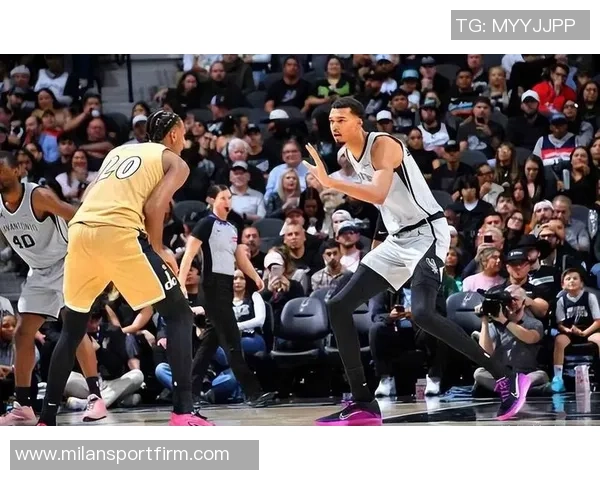 文班亚马替补出战表现亮眼带领球队取得7胜1负佳绩